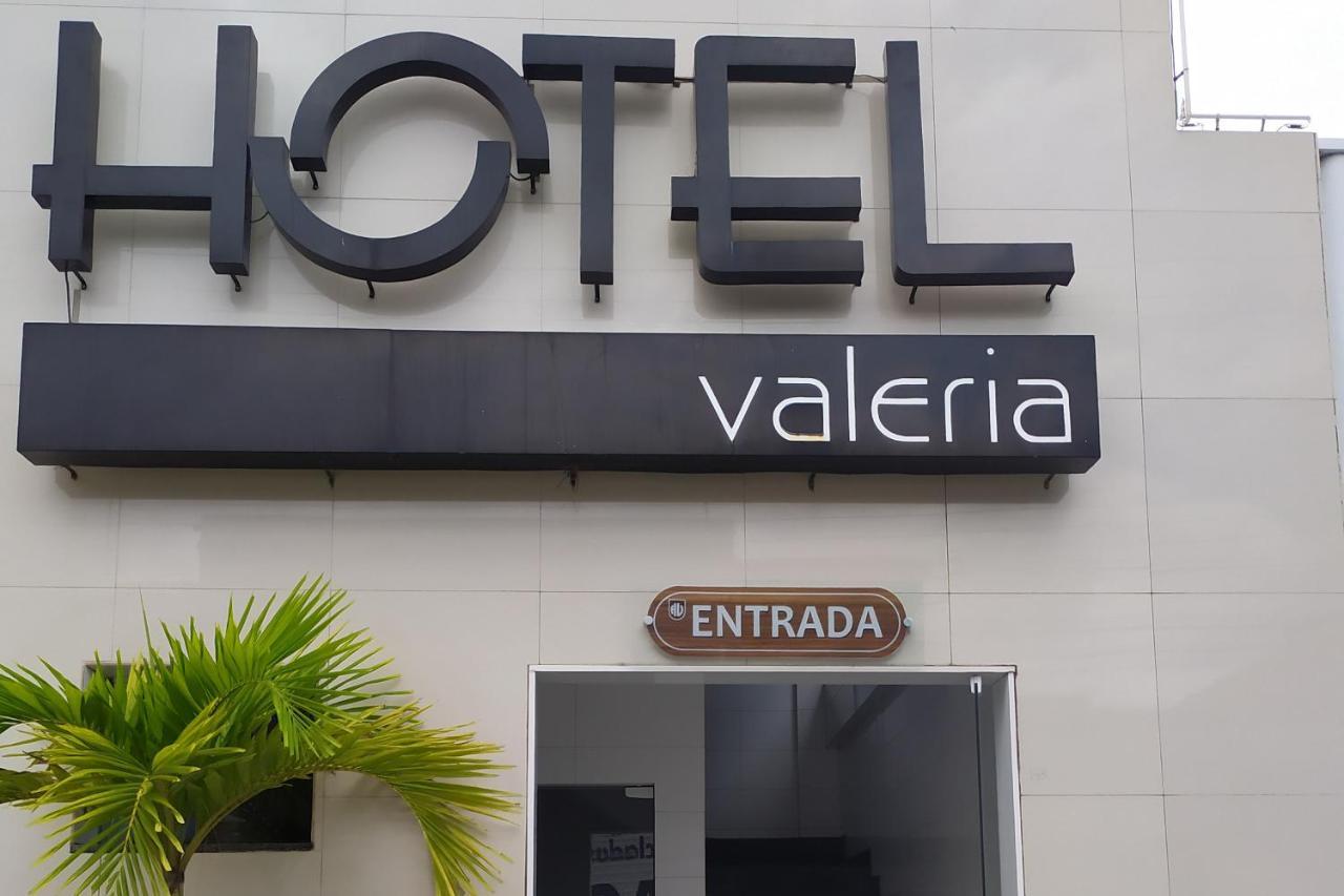 OYO Hotel Valéria Salvador Exterior foto